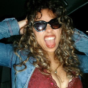 Bella Kay - iloveitiloveitiloveit (Explicit)